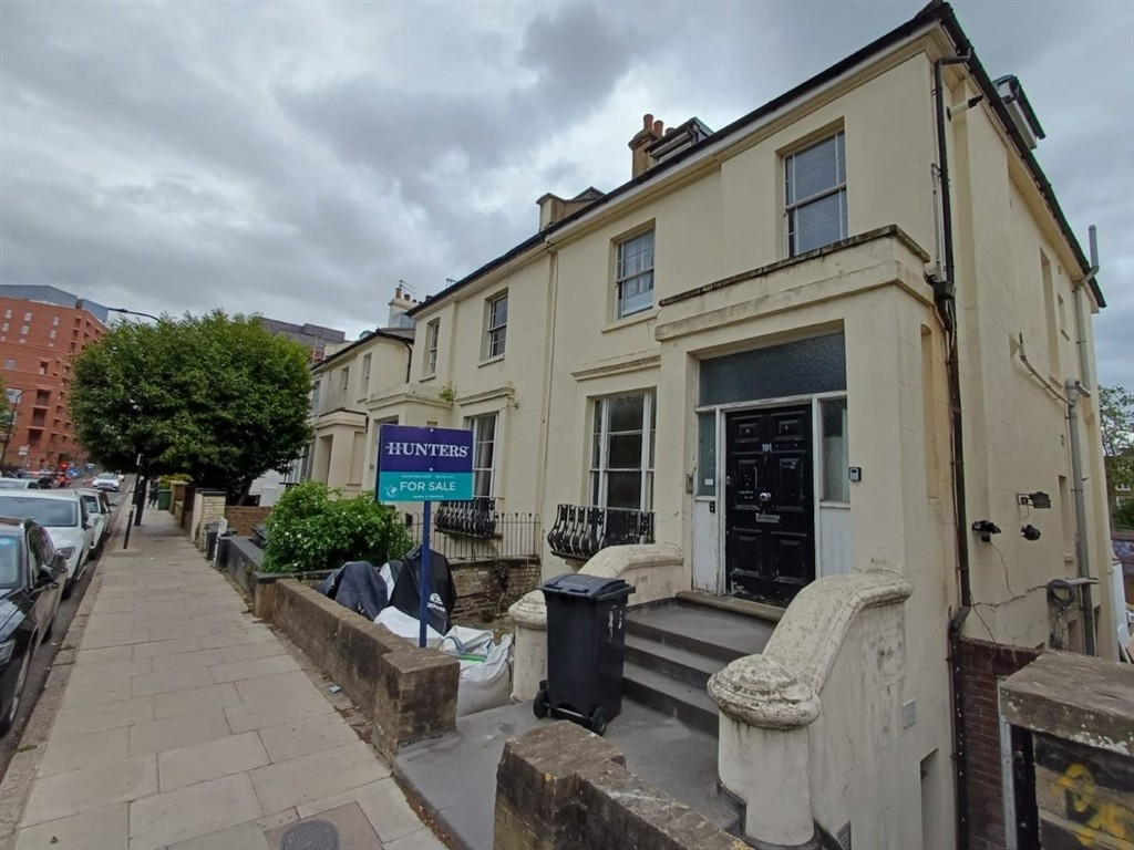3, 191 Belsize Rd, London NW6 4AB