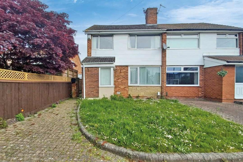 5 Debra Cl, Great Sutton, Ellesmere Port CH66 4SH