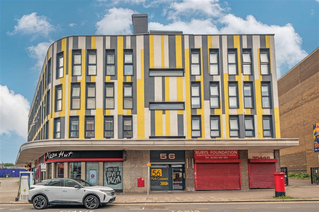 Flat 11, Park Crescent, 56, Park Street, LUTON, Bedfordshire, LU1 3FU