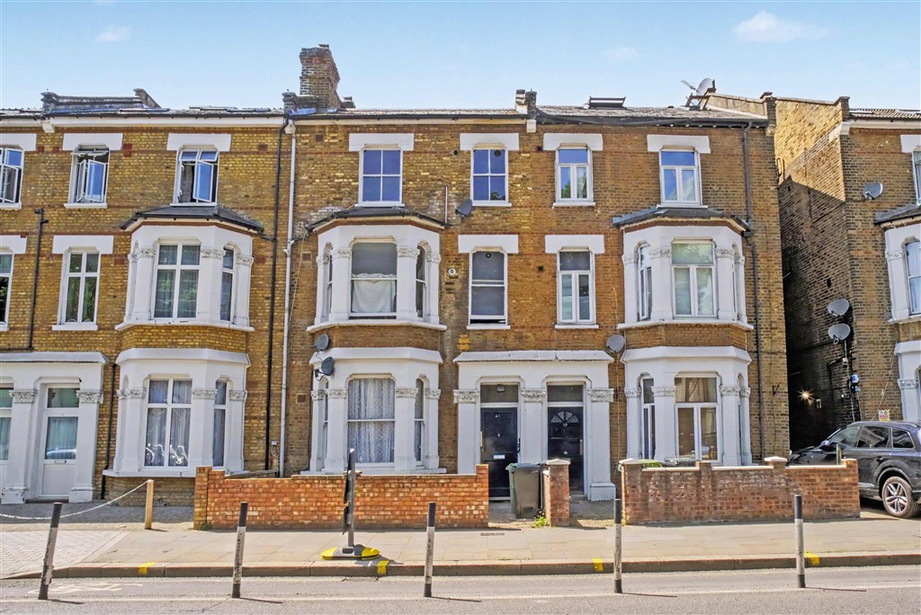 41 Wood Ln, London W12 7DP
