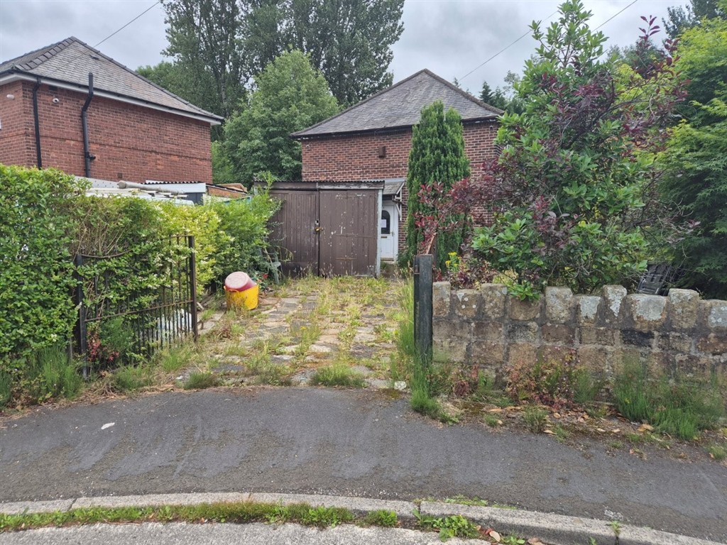 9 Belthorne Ave, Manchester M9 7DD