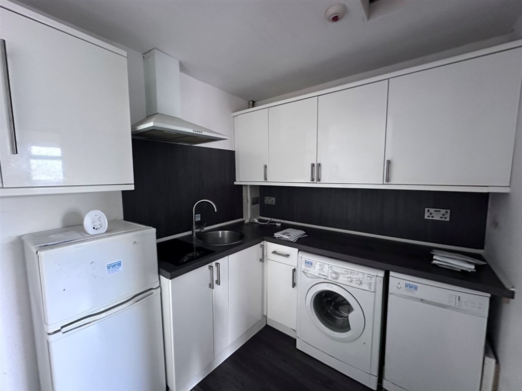 57, Lime Grove, MATLOCK, Derbyshire, DE4 2GS