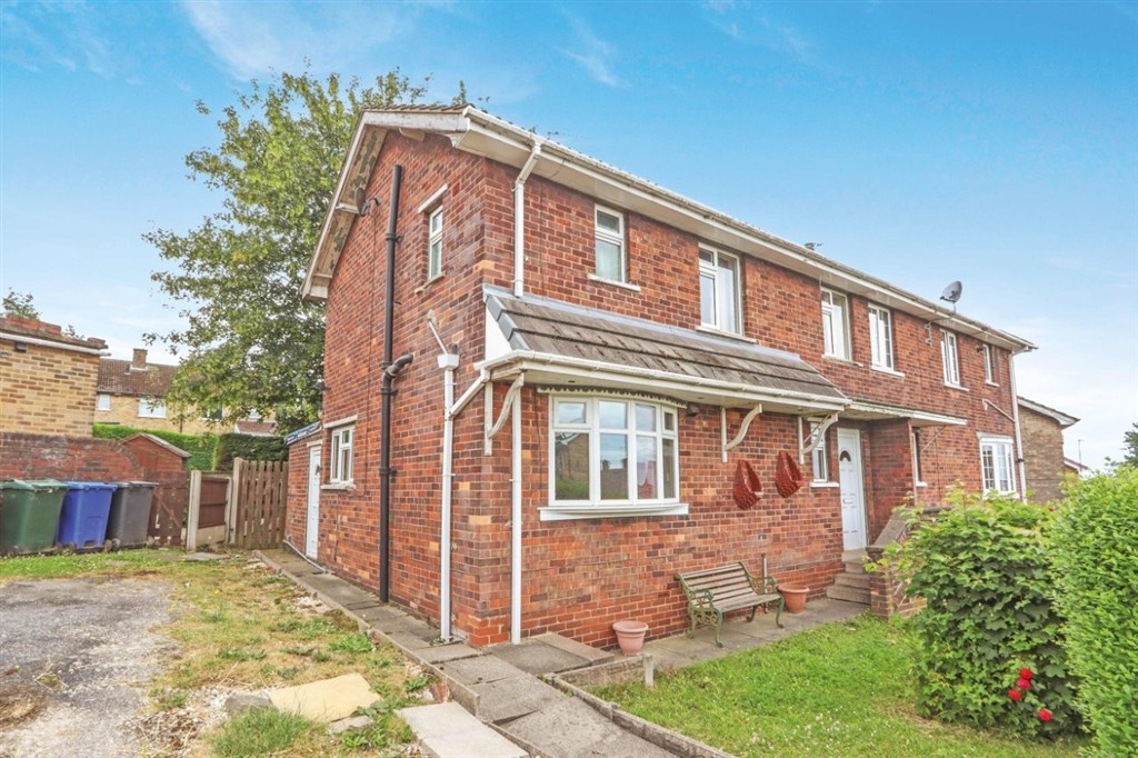 35 Lilac Cres, New Edlington, Doncaster DN12 1NE