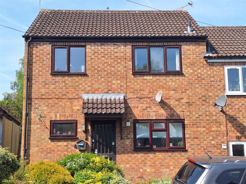 8, Lenborough Road, BUCKINGHAM, Buckinghamshire, MK18 1DH