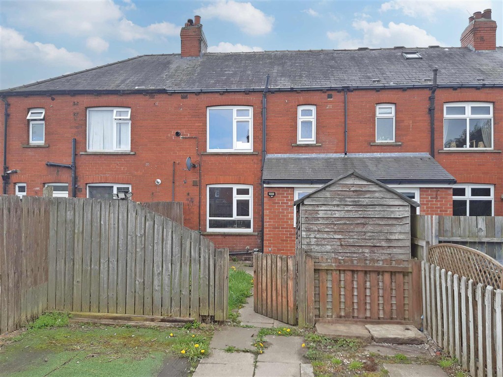 52, Paddock Road, HUDDERSFIELD, West Yorkshire, HD8 0TW