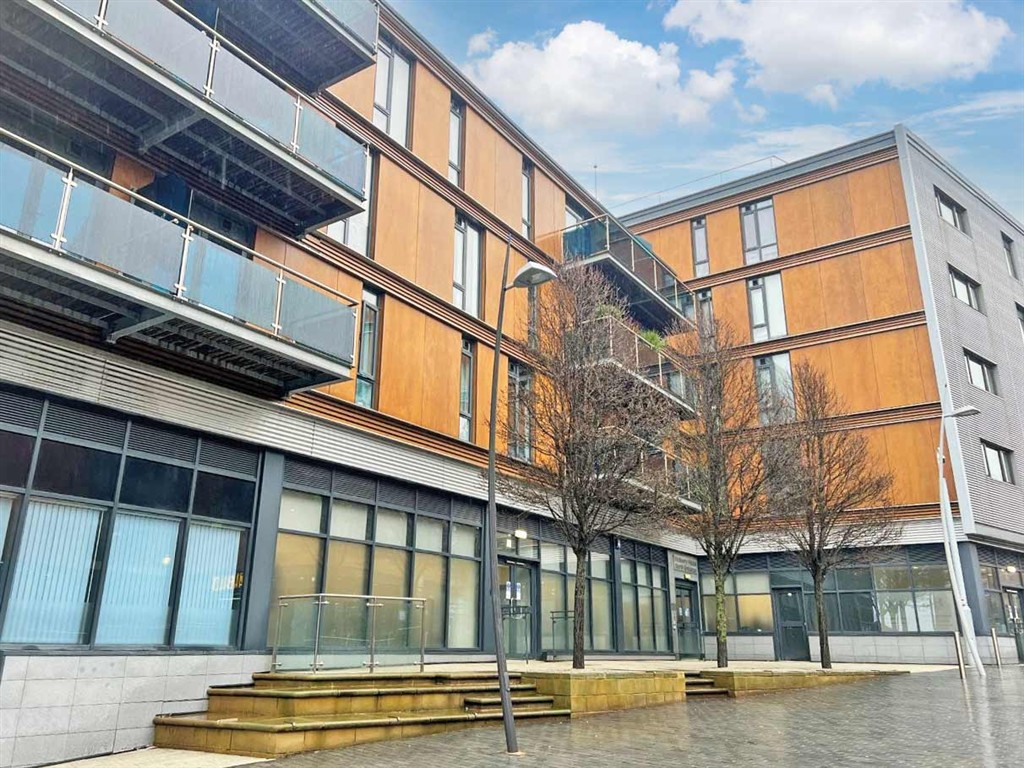 23 Mulberry House, Burgage Square, WAKEFIELD, West Yorkshire, WF1 2SE