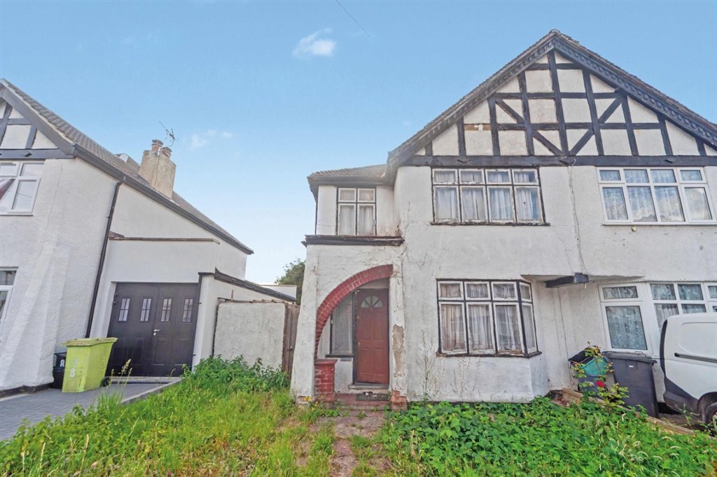 6 Ruskin Walk, Bromley BR2 8EP