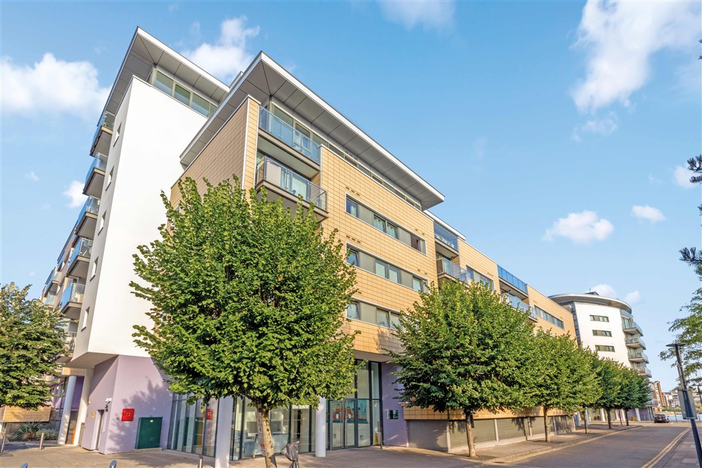 204, Ebb Court, 1 Albert Basin Way, London E16 2QN