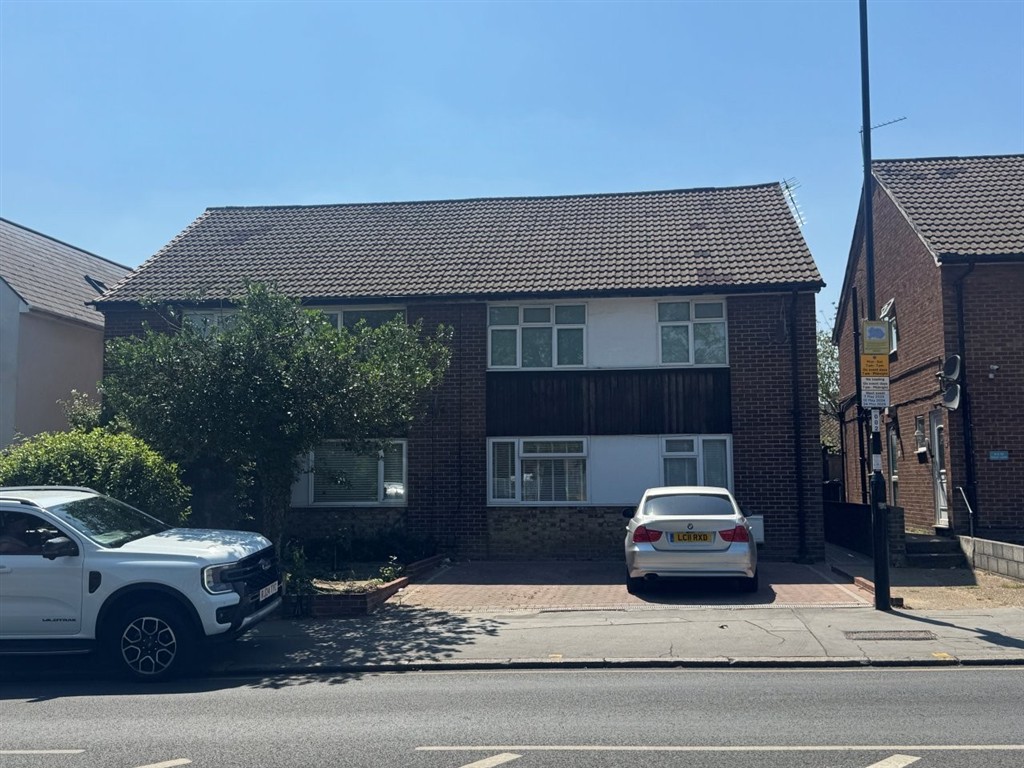 Henley Lodge, Tennison Rd, London SE25 5RP